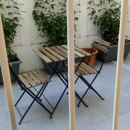 Bari Central Patio Apartment ภายนอก รูปภาพ