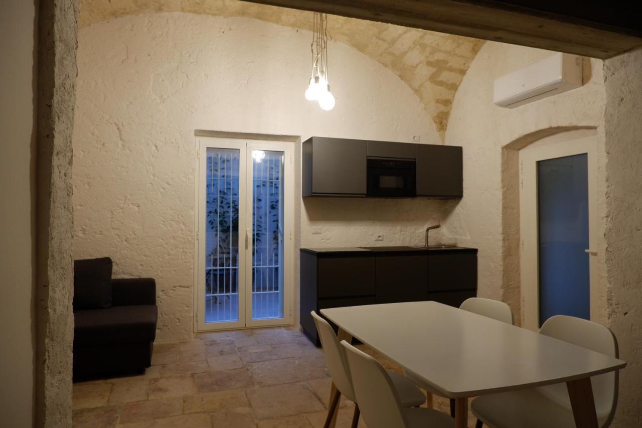 Bari Central Patio Apartment ภายนอก รูปภาพ